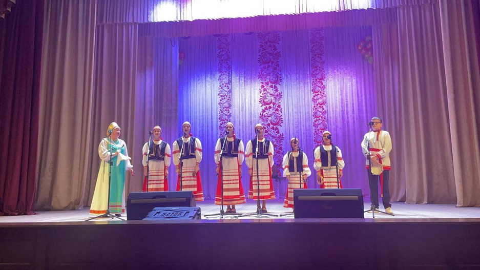 отчетный концерт народного самодеятельного коллектива ансамбля народной песни «Калинушка»